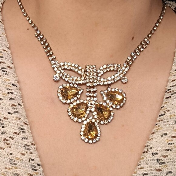 Chunky pear shaped yellow rhinestones statement necklace - Picture 1 of 4